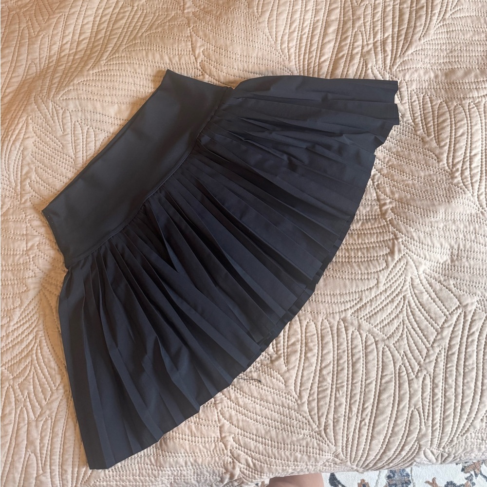 ALO Yoga Black Pleated Skater Skirt